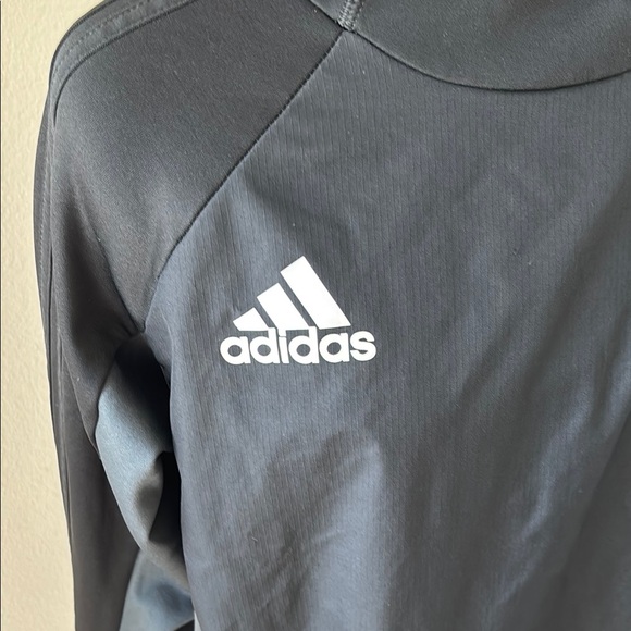 Youth Adidas Black Sweatshirt with High Collar & Hoodie Size YXL - Picture 2 of 8